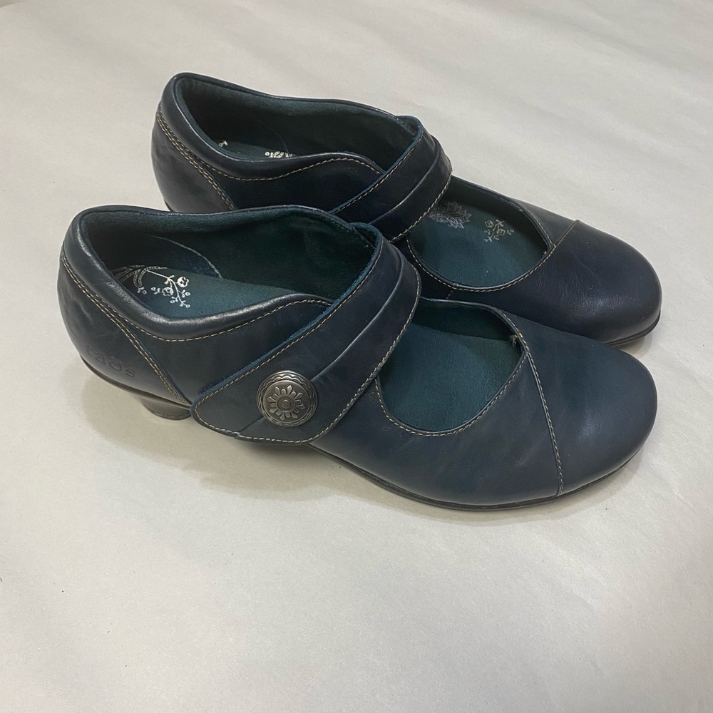 Taos Women’s Majesty Mary Jane Shoes Size 9 Leather Upper Kitten Heel